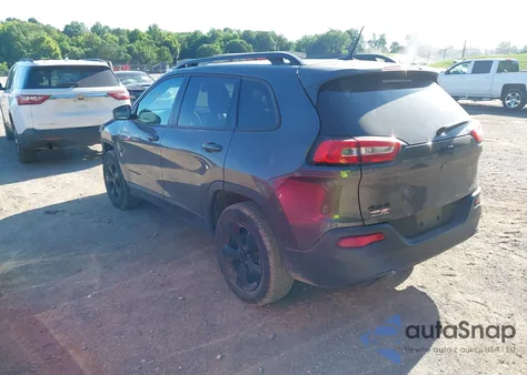 2018 Jeep Cherokee Latitude 4X4 from USA, damaged, VIN 1C4PJMCBXJD597667